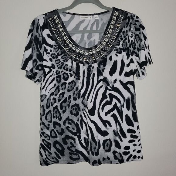 SUSAN GRAVER BLACK WHITE GRAY ANIMAL PRINT EMBELLISHED SCOOP NECK  STRETCH TOP - Picture 1 of 5